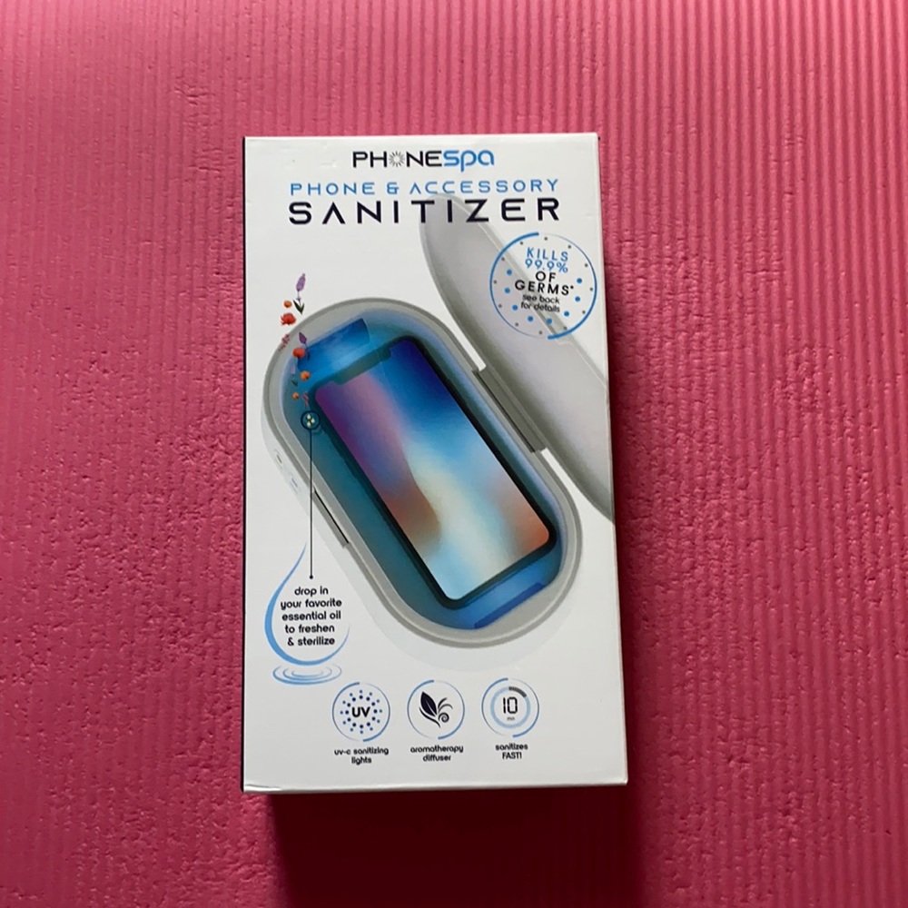 Phone and accessory sanitizer